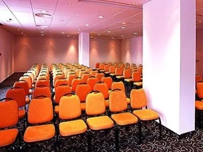 Mercure Rennes Centre Gare 4*,